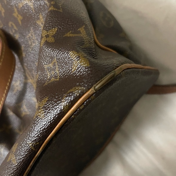 Louis Vuitton Palermo PM - Picture 10 of 11